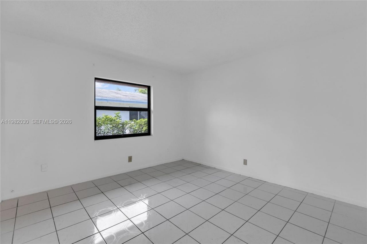 1451 NW 19th St , Fort Lauderdale, FL 33311 Photo