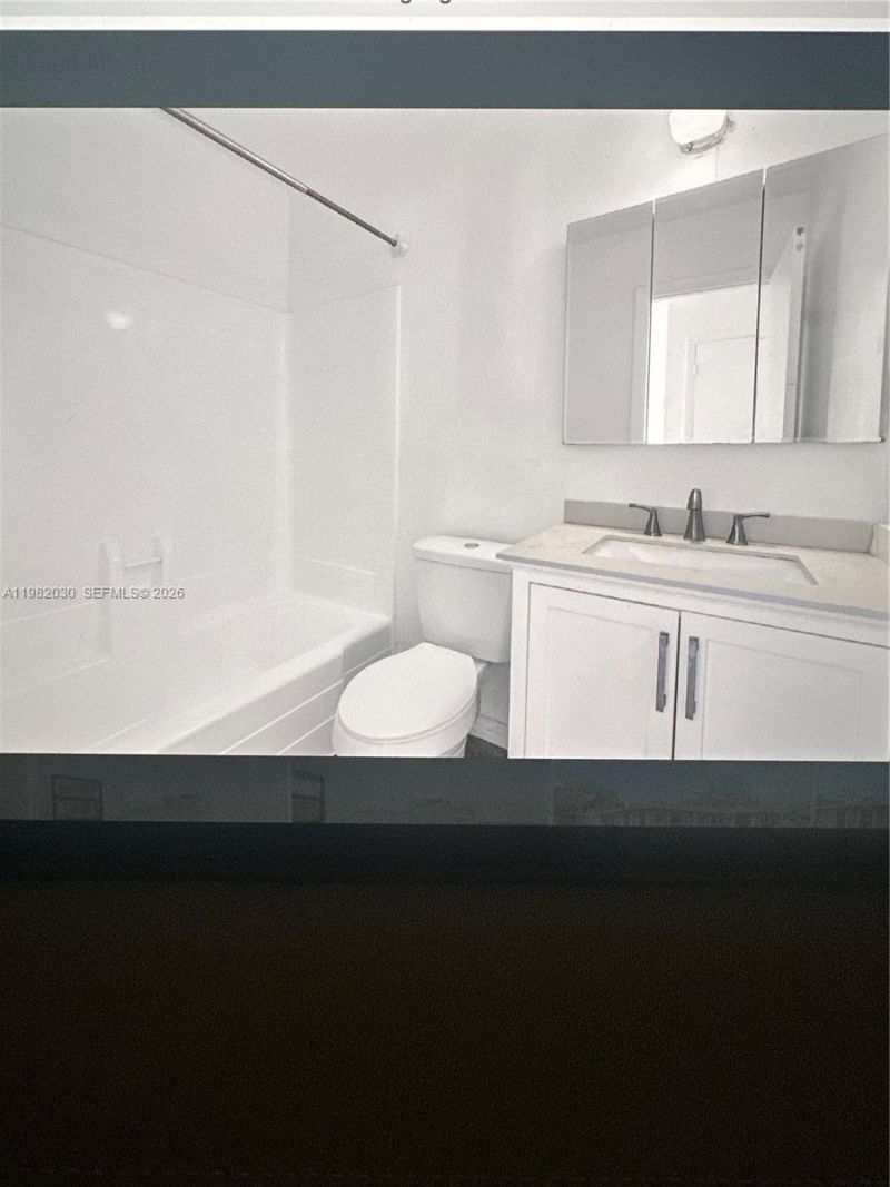 1451 NW 19th St , Fort Lauderdale, FL 33311 Photo