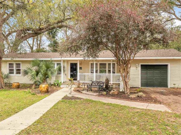 310 Cherokee Trl, Pensacola, FL 32506