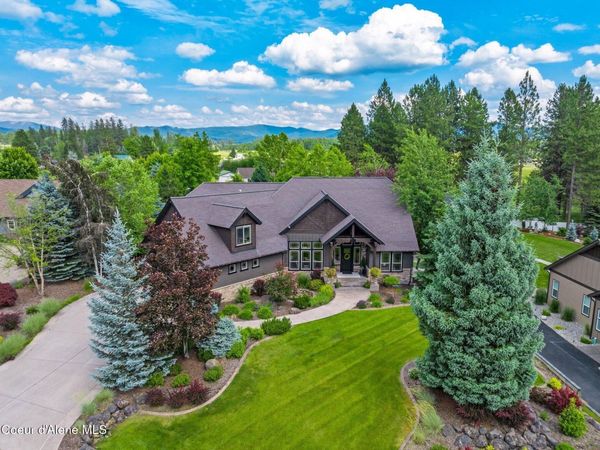 12752 N PEBBLE CREEK DR, Hayden, ID 83835