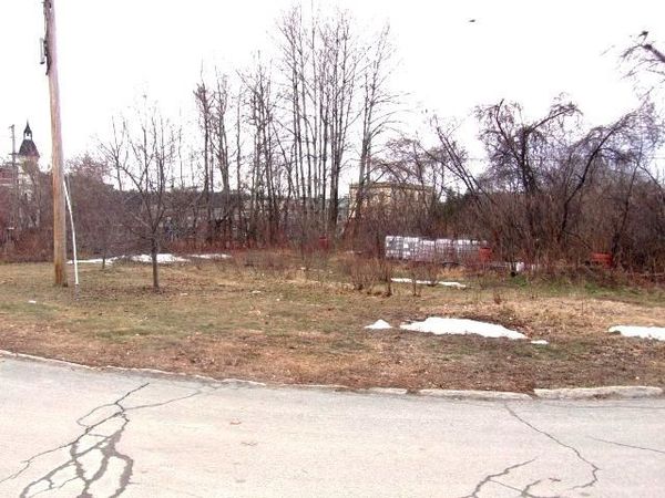 Railroad Street, Unit 182, Haverhill, NH 03785