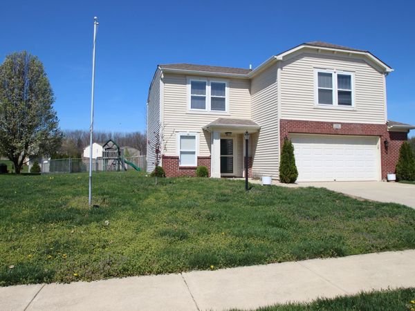 216 Creekside Drive, Danville, IN 46122