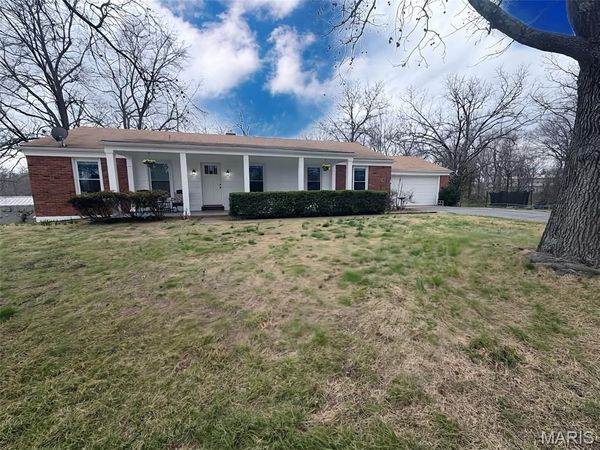 54 Fairview Drive , Hillsboro, MO 63050