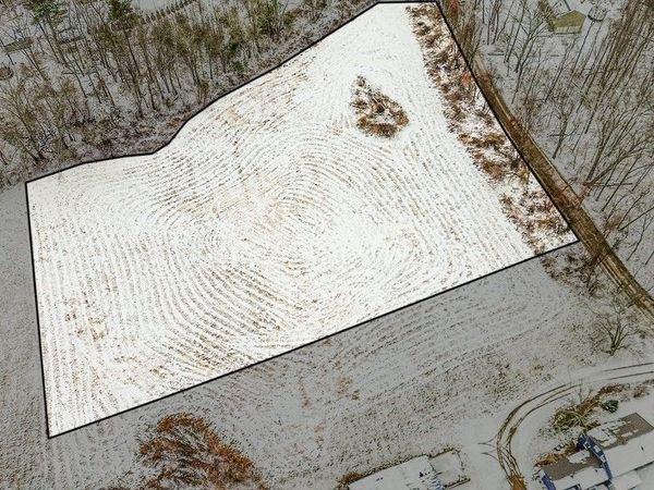 8 Walker Rd, North Brookfield, MA 01535