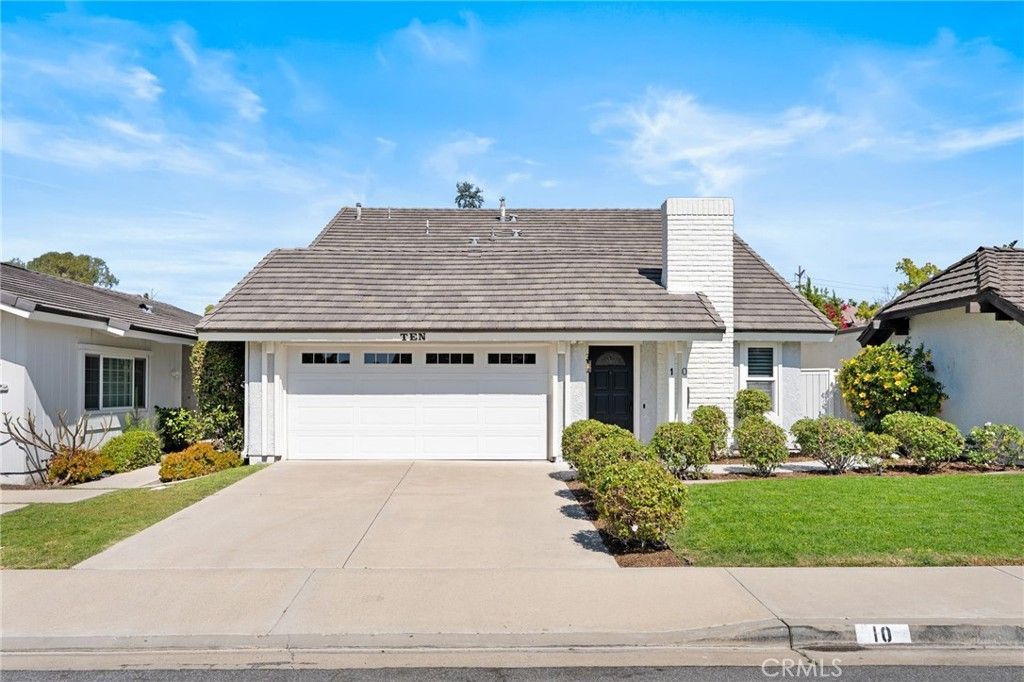 10 Poinsettia, Irvine, CA 92604 Main Photo