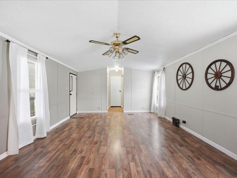 164 Lawrence Lane, Reynoldsburg, OH 43068 Photo 6