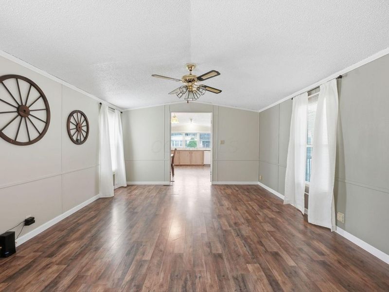 164 Lawrence Lane, Reynoldsburg, OH 43068 Photo 7