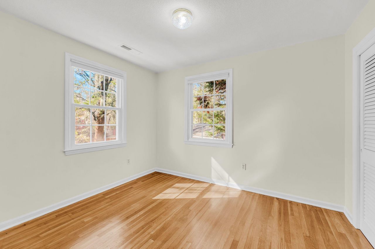 621 Fort Johnson Road Photo 24