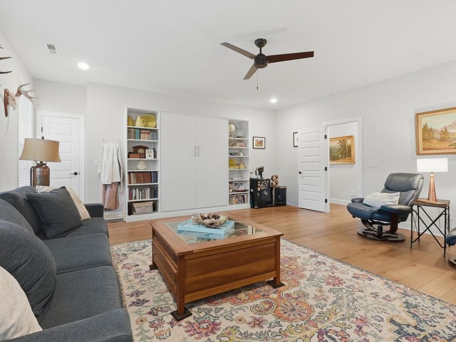 Property Image 44