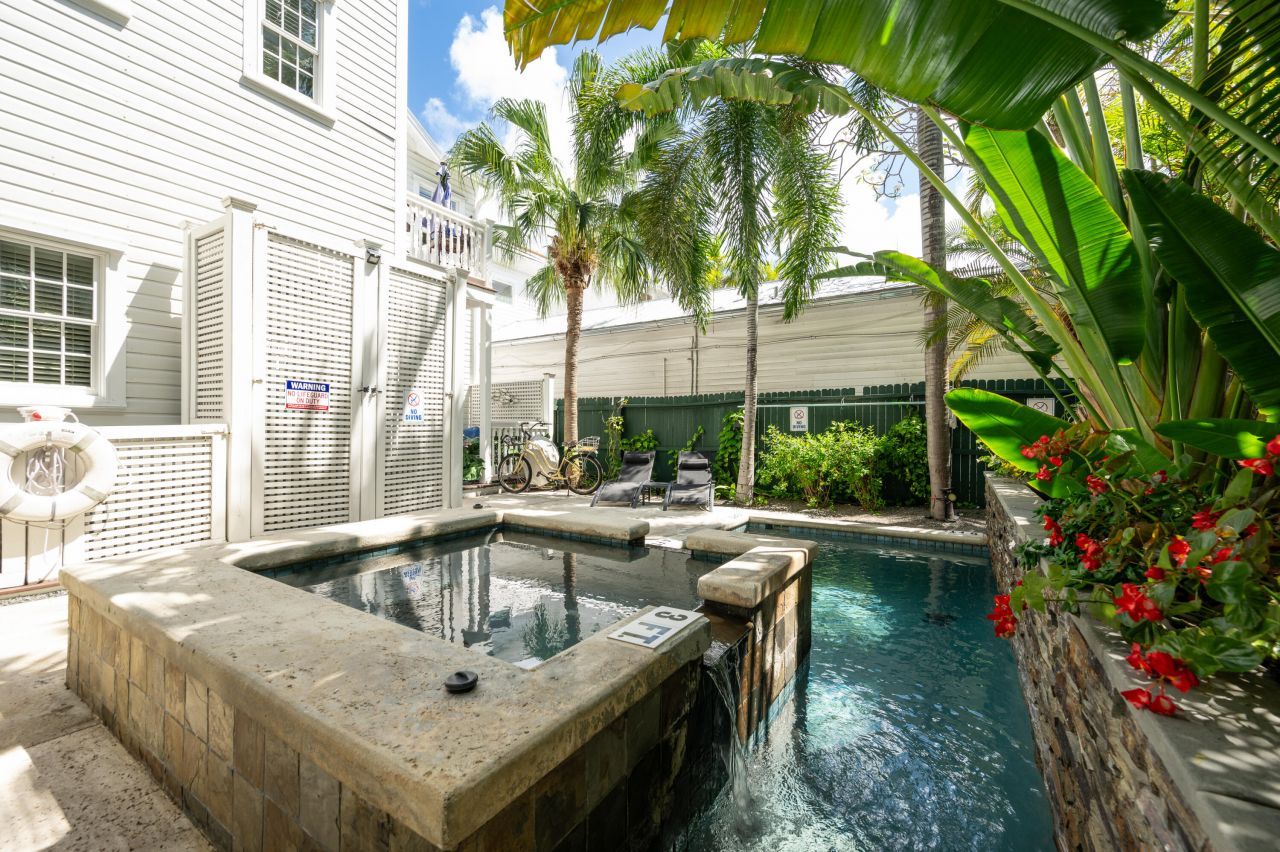 616 Caroline Street, Unit 6, Key West, FL 33040 Photo