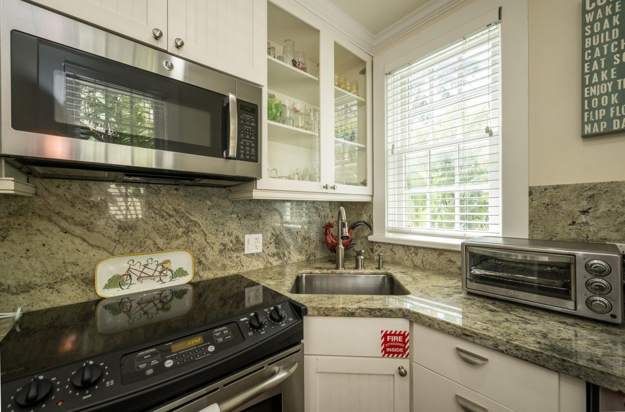 616 Caroline Street, Unit 6, Key West, FL 33040 Photo