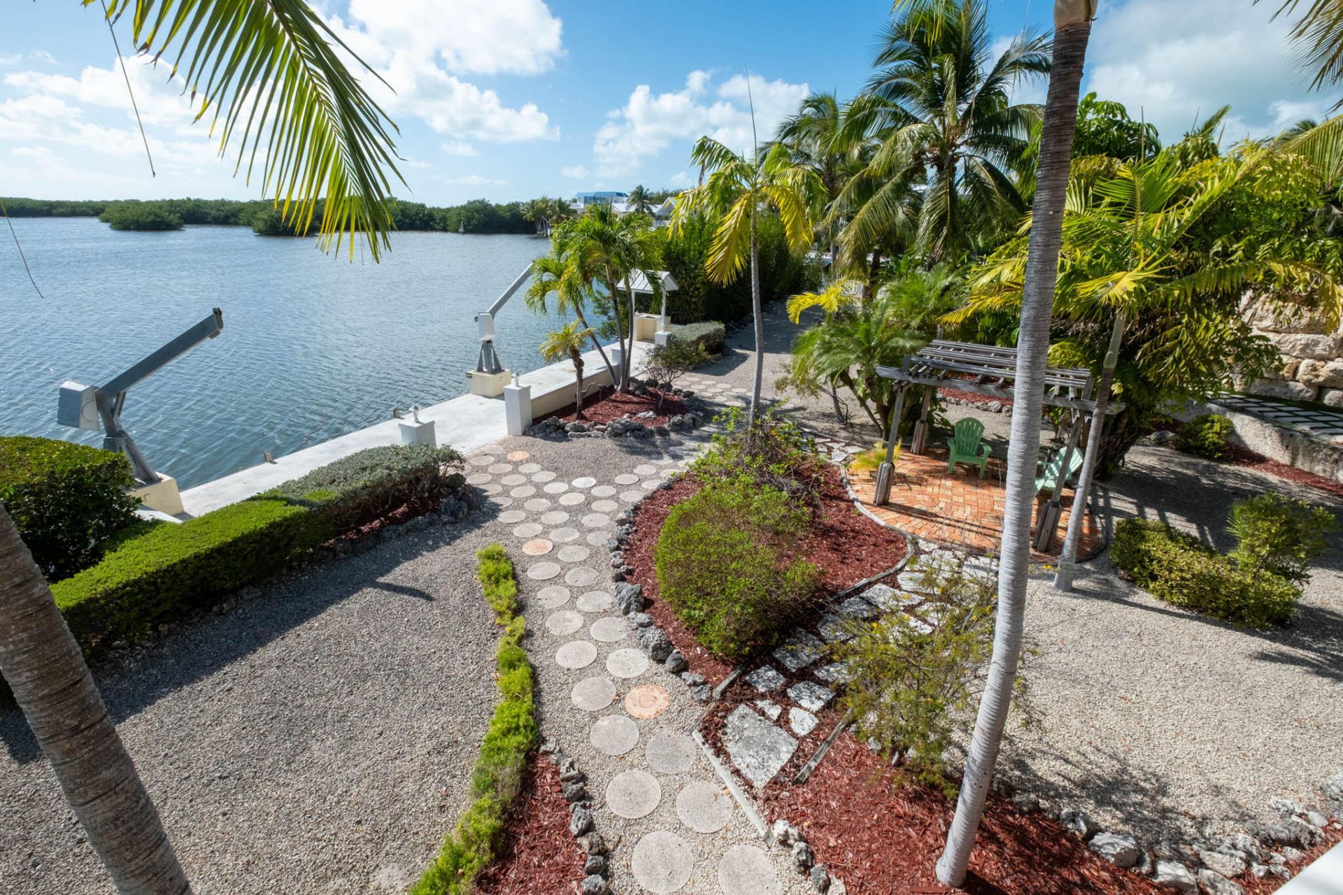 149 Lake Road, Tavernier, FL 33070 Photo