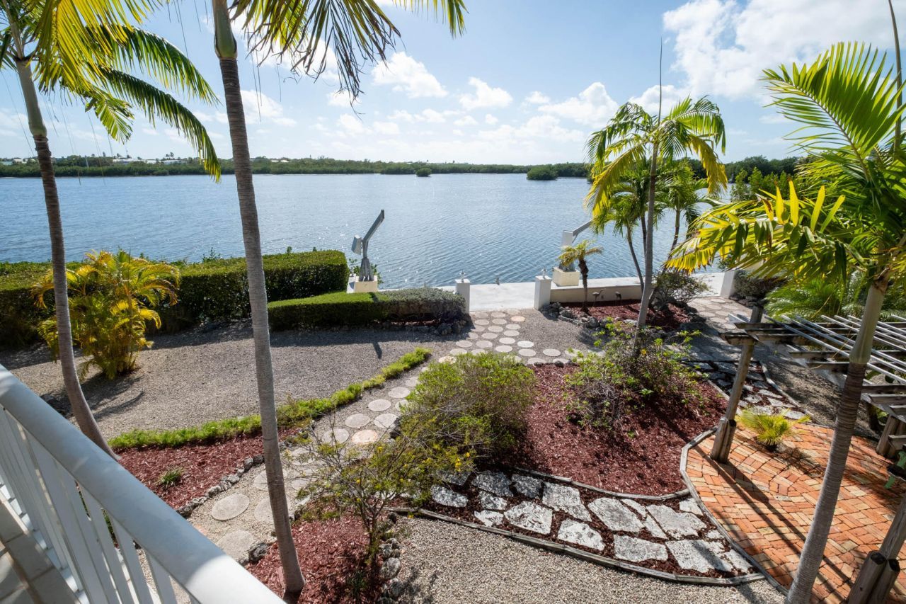 149 Lake Road, Tavernier, FL 33070 Photo