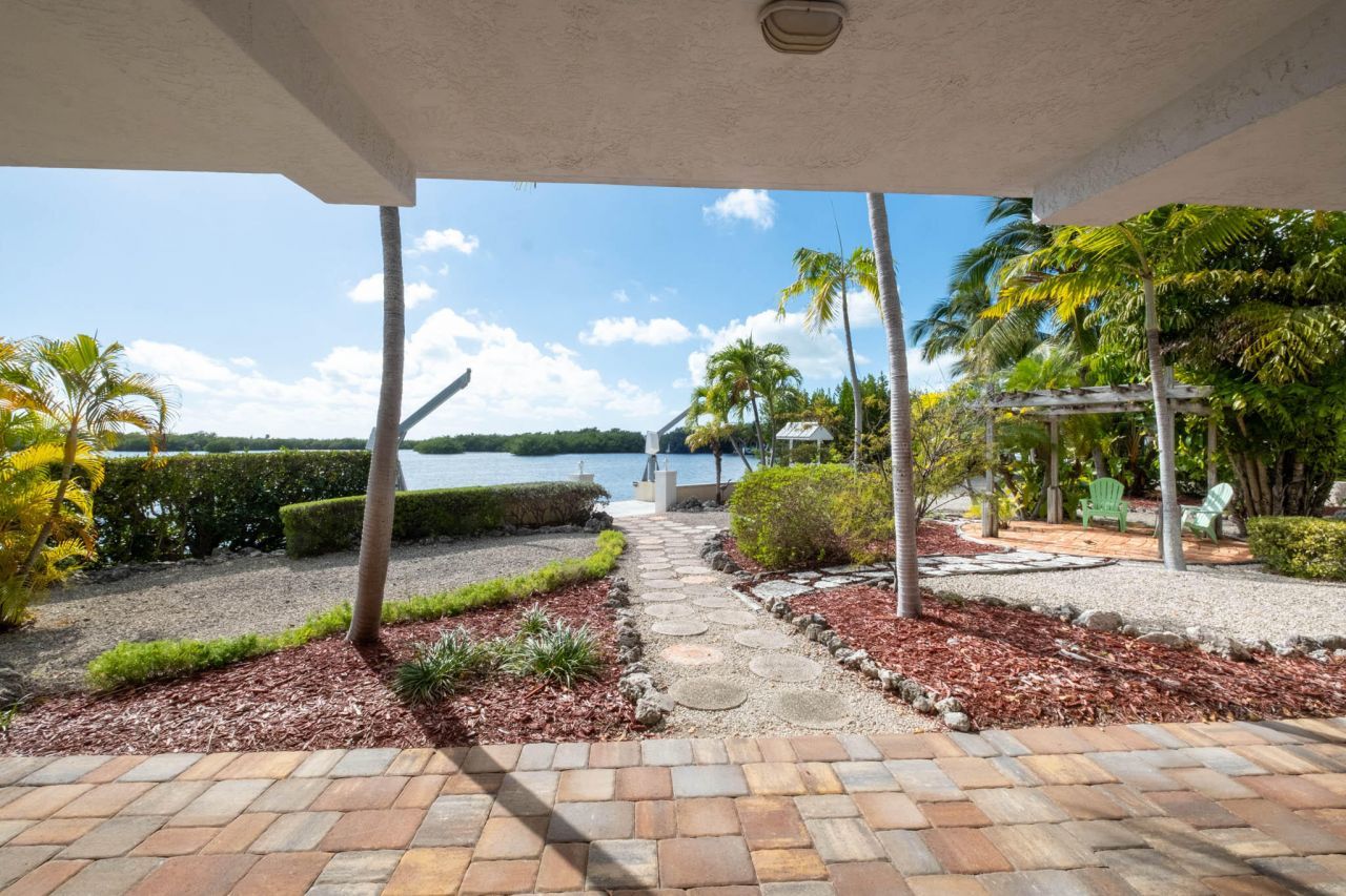 149 Lake Road, Tavernier, FL 33070 Photo