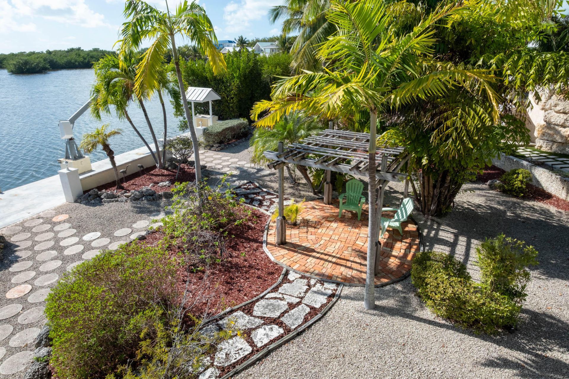 149 Lake Road, Tavernier, FL 33070 Photo