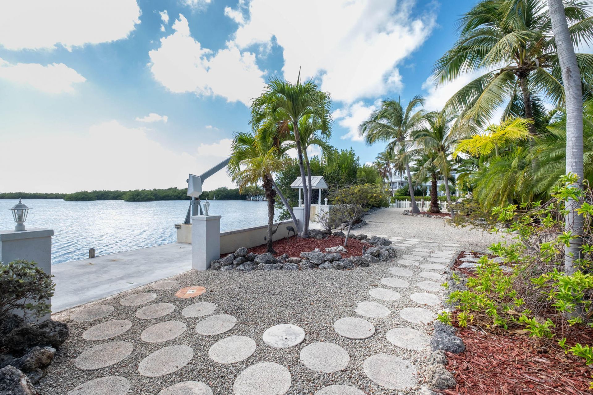 149 Lake Road, Tavernier, FL 33070 Photo