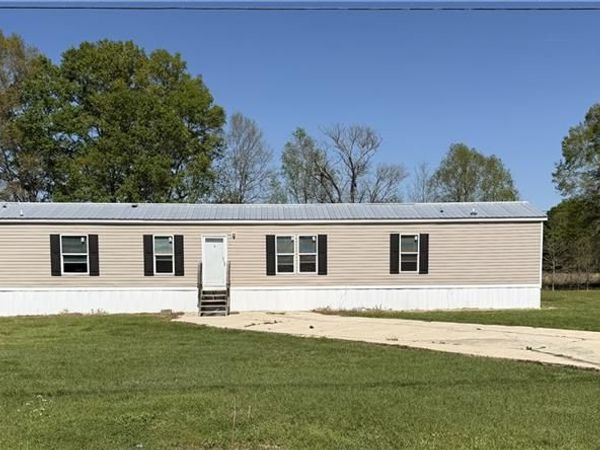 1923 W MAIN Street, Ville Platte, LA 70586