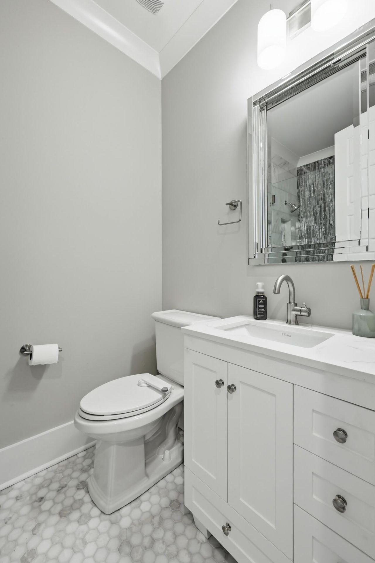 1578 Red Tide Road Photo 19