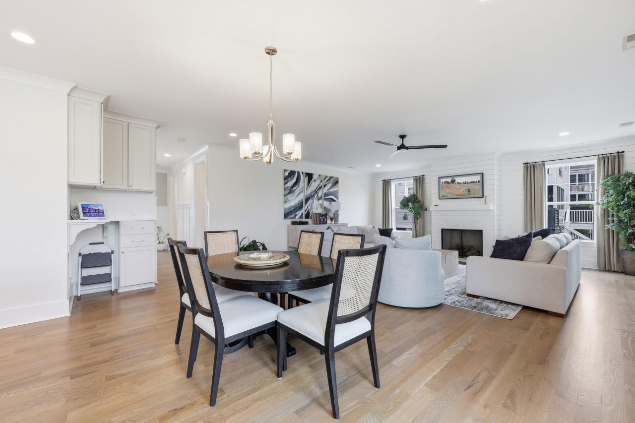 1578 Red Tide Road Photo 4