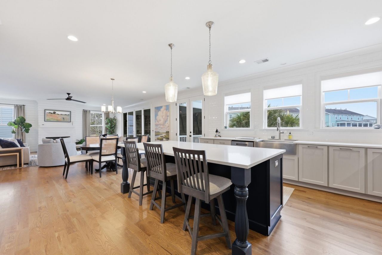 1578 Red Tide Road Photo 6