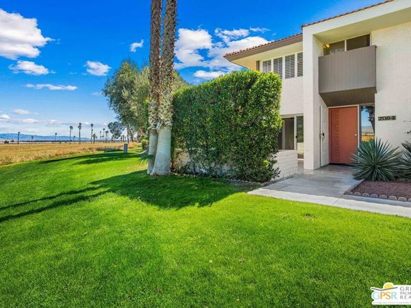 2530 N Whitewater Club Drive, Unit B, Palm Springs, CA 92262