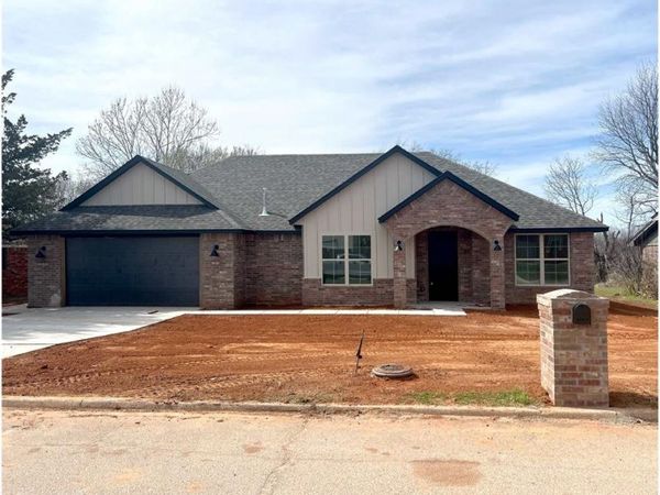 1733 Anthony Avenue, Purcell, OK 73080