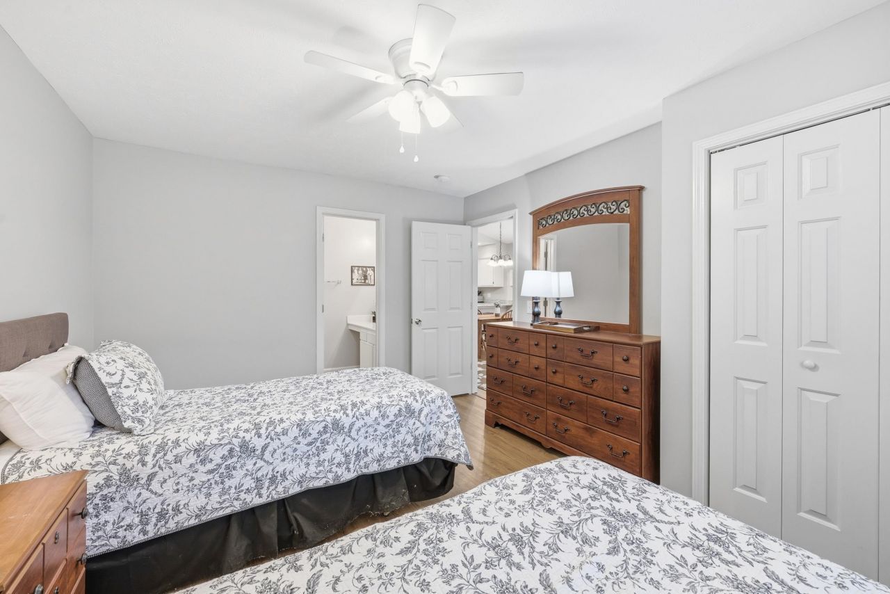 23 Pinehurst Ln. Photo 18