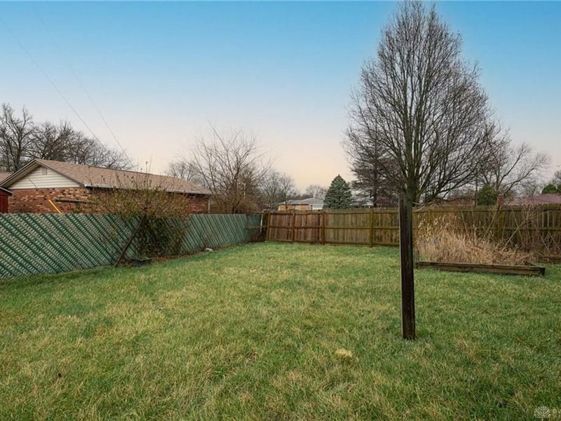 4581 Pennyston Avenue, Huber Heights, OH 45424 Photo 30
