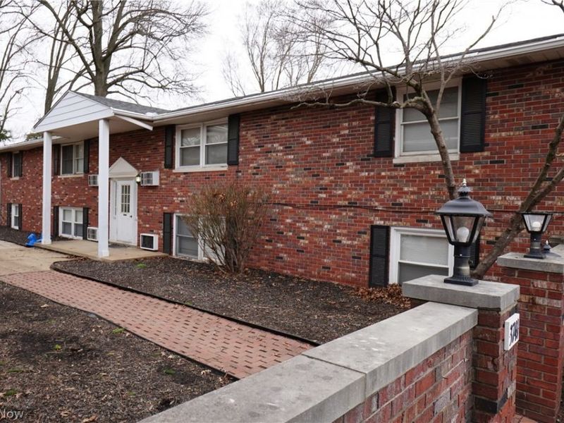 3741-3745 Woodford Avenue NW, Canton, OH 44709 Photo 2