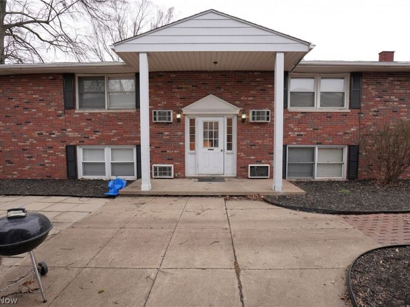 3741-3745 Woodford Avenue NW, Canton, OH 44709 Photo 5