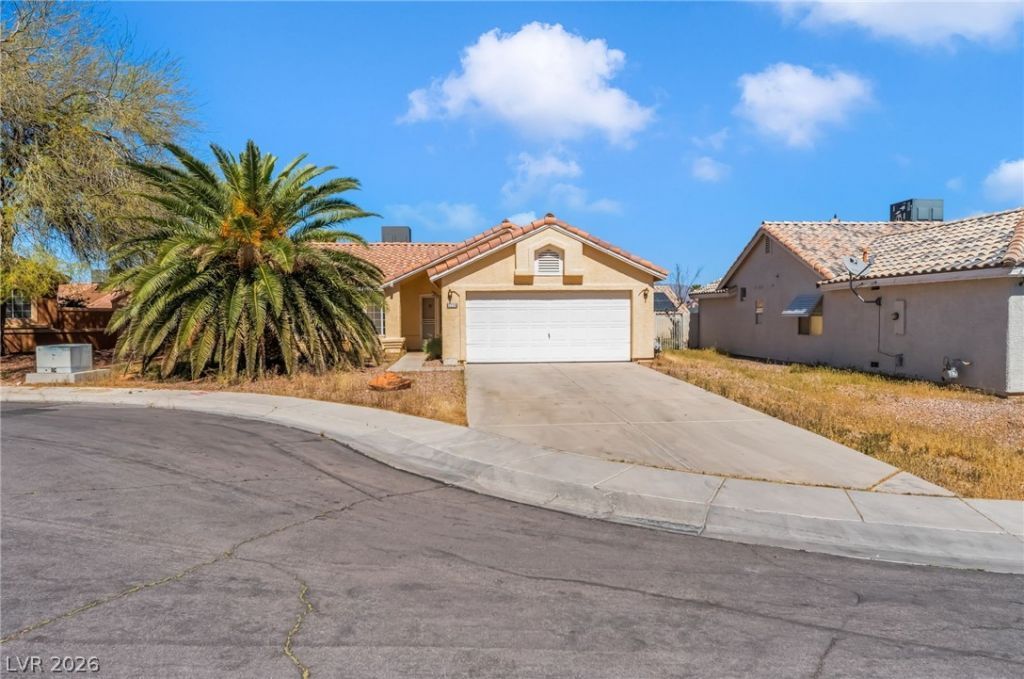 2220 Misty Ridge Circle, North Las Vegas, NV 89032 Main Photo