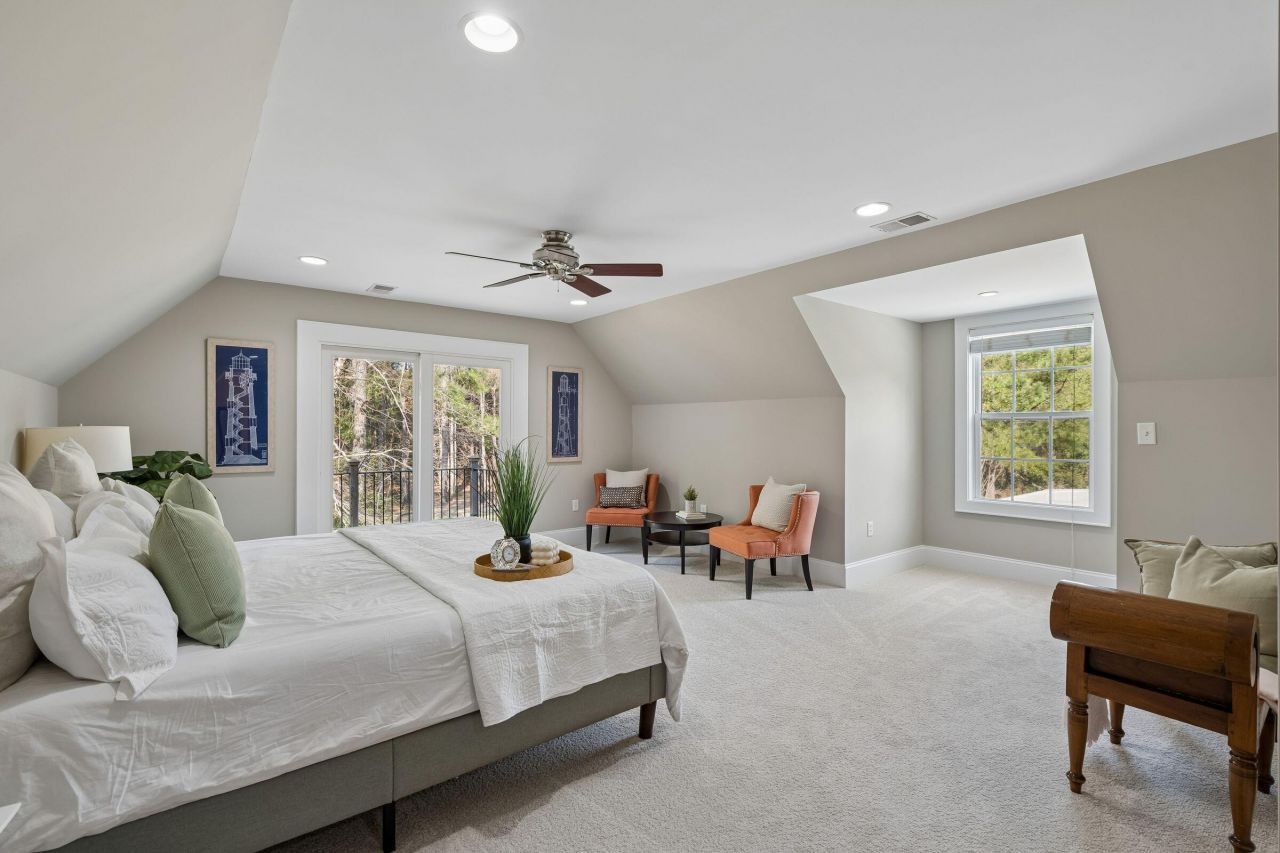 2490 Hunting Road Photo 31