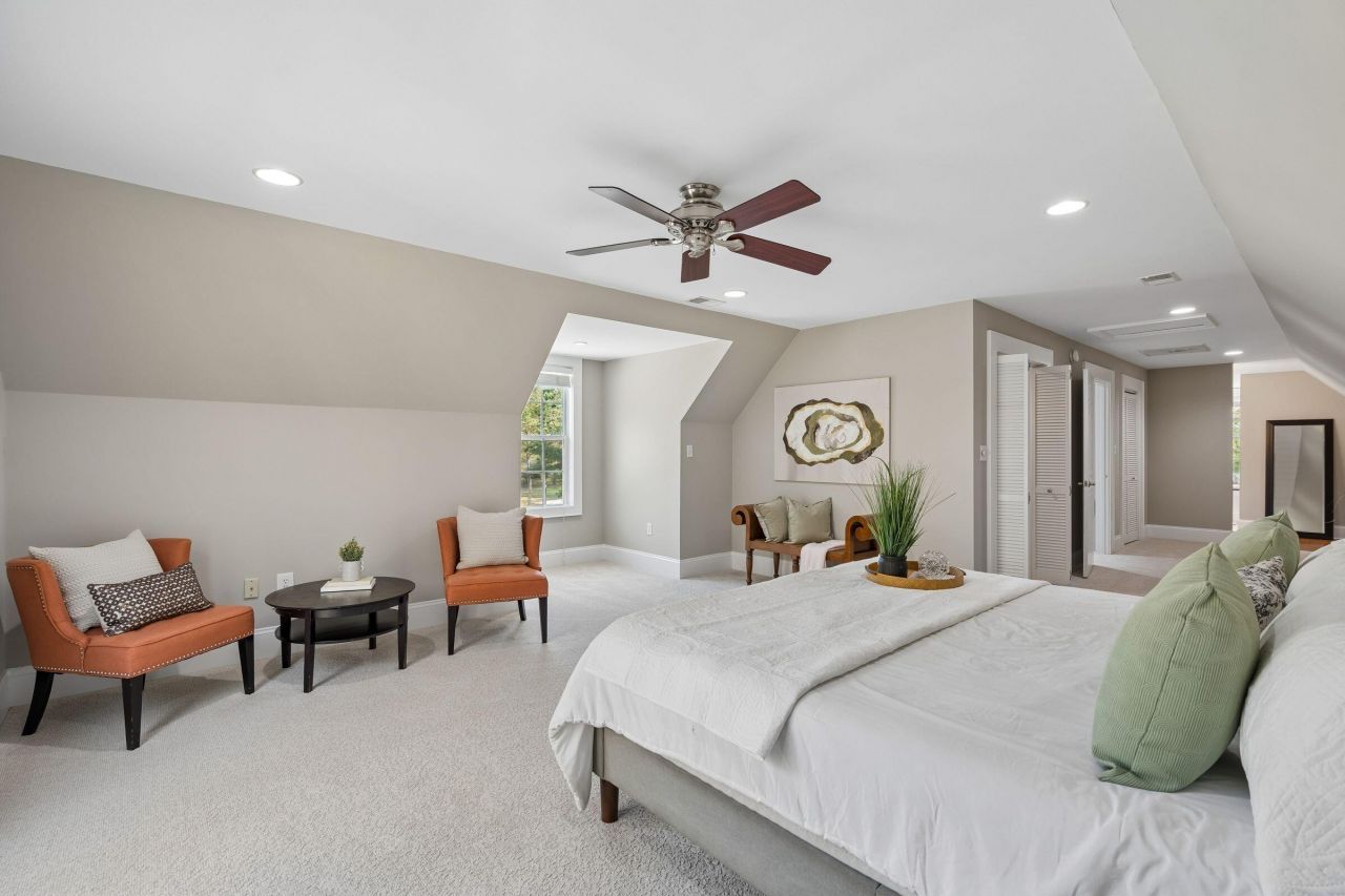 2490 Hunting Road Photo 34