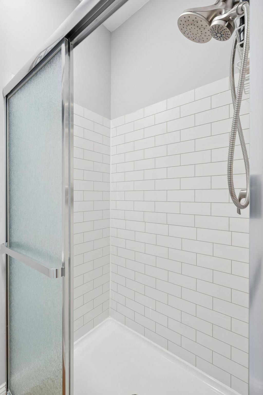 2490 Hunting Road Photo 56