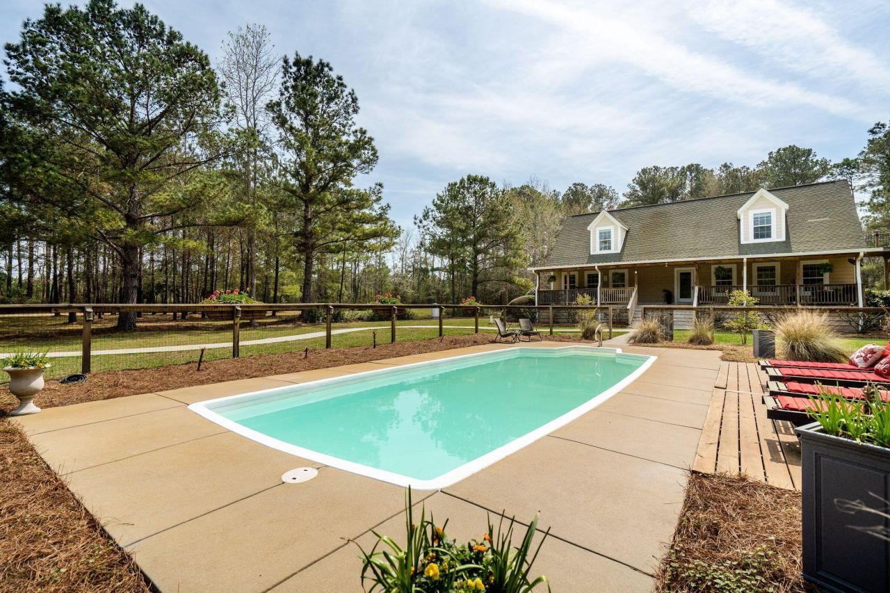 2490 Hunting Road Photo 62