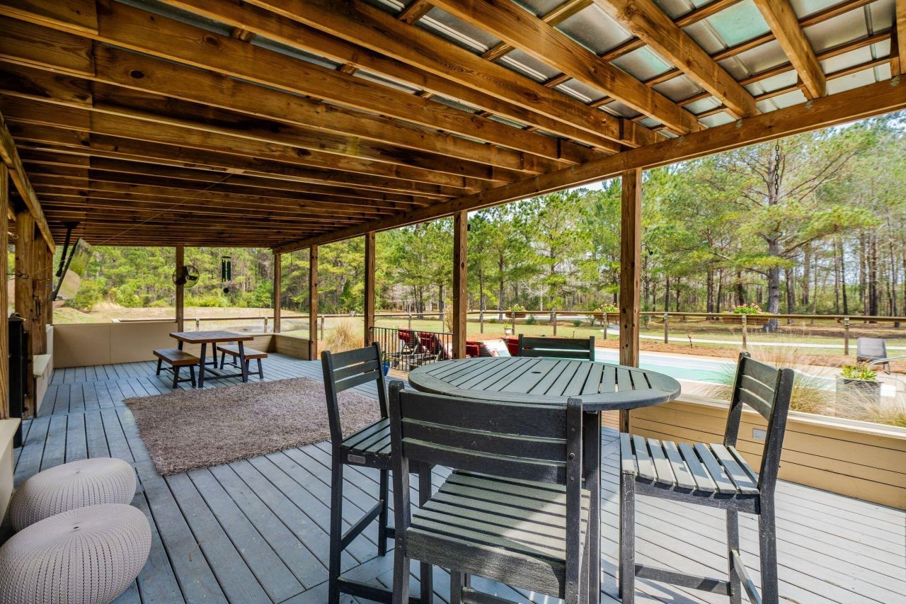 2490 Hunting Road Photo 66