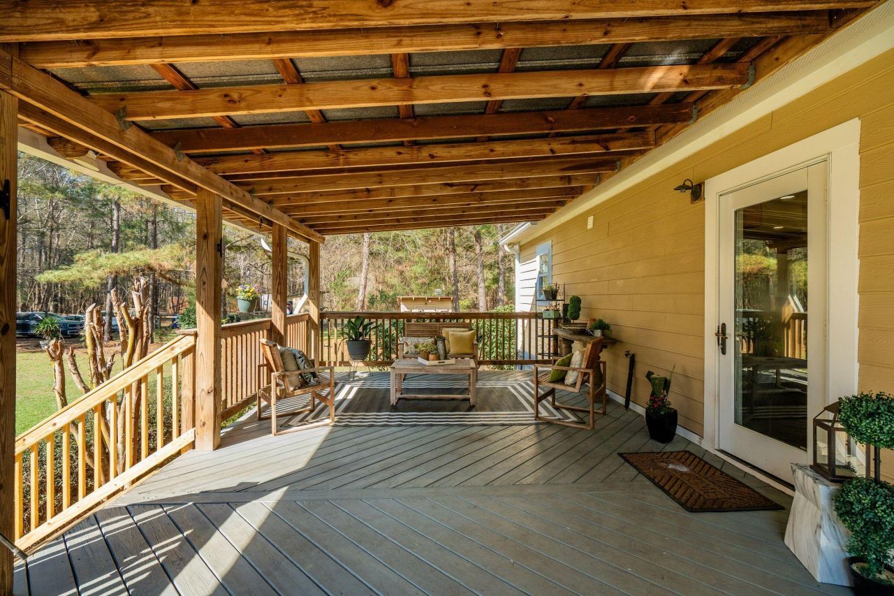 2490 Hunting Road Photo 79