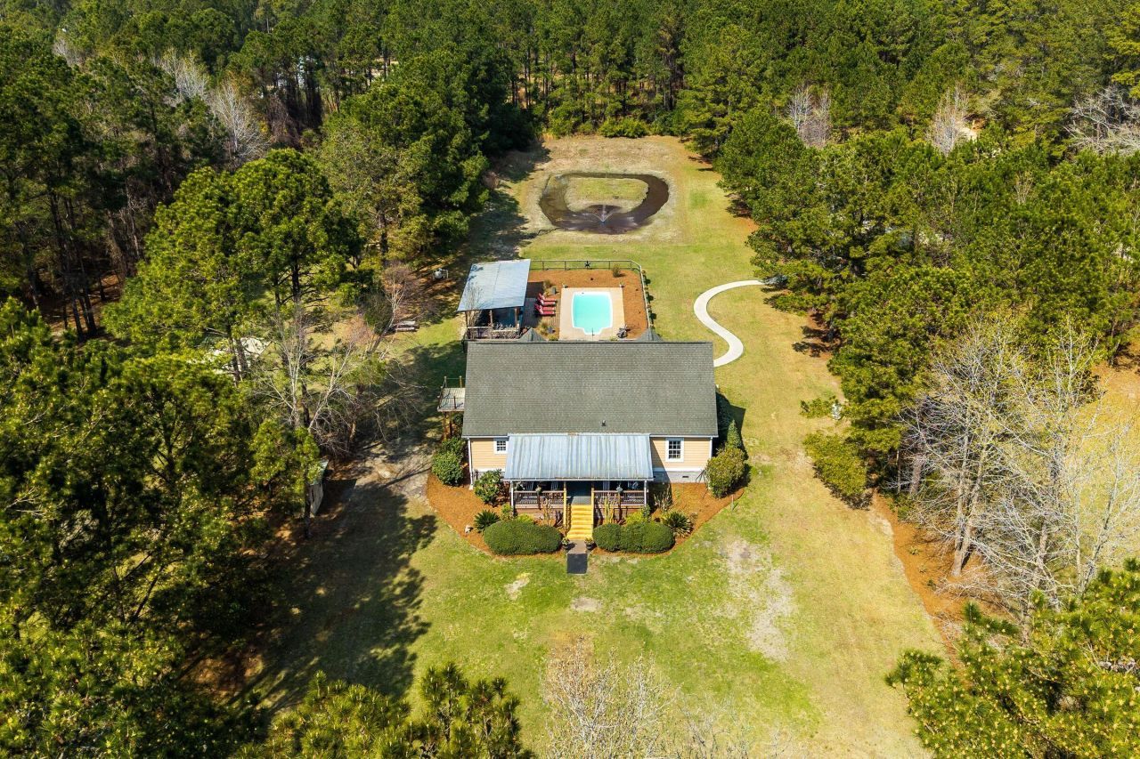 2490 Hunting Road Photo 81