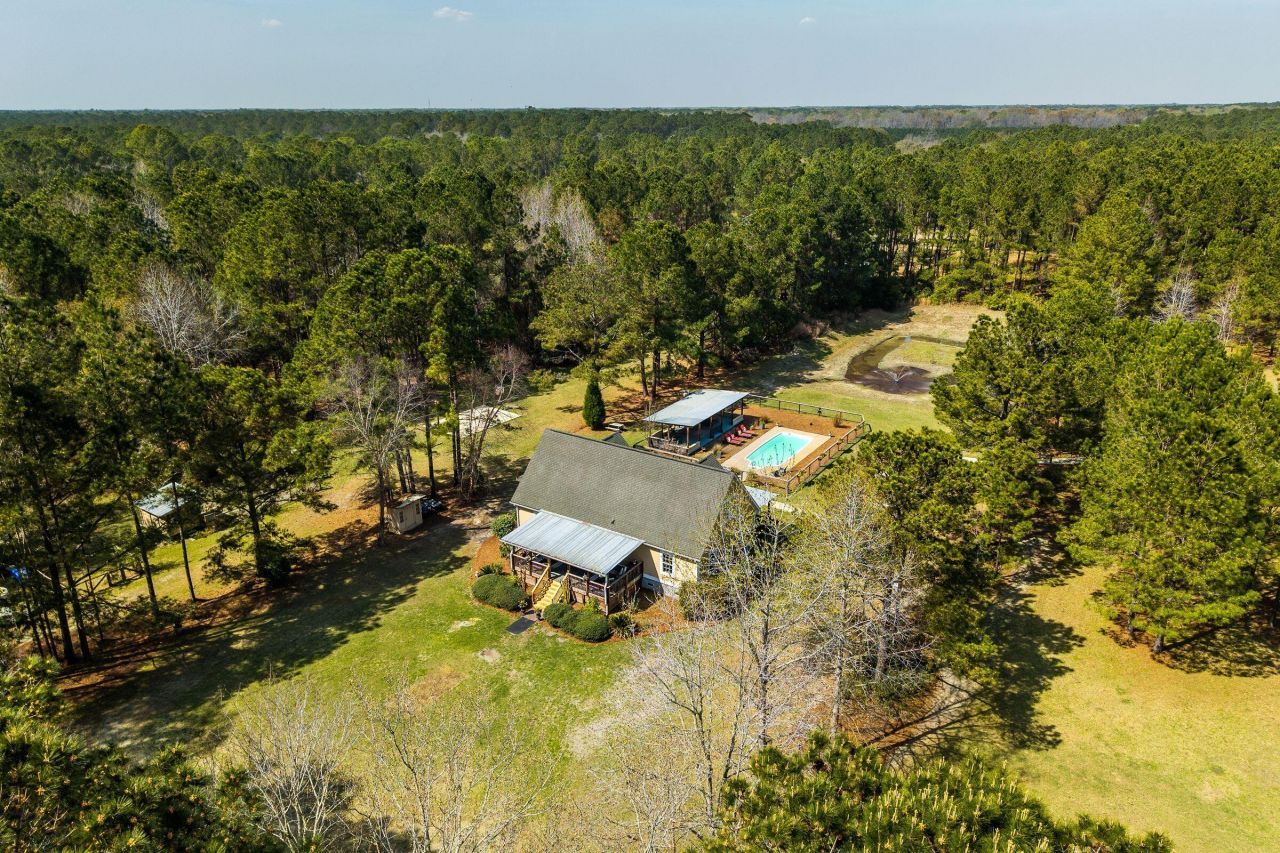 2490 Hunting Road Photo 85