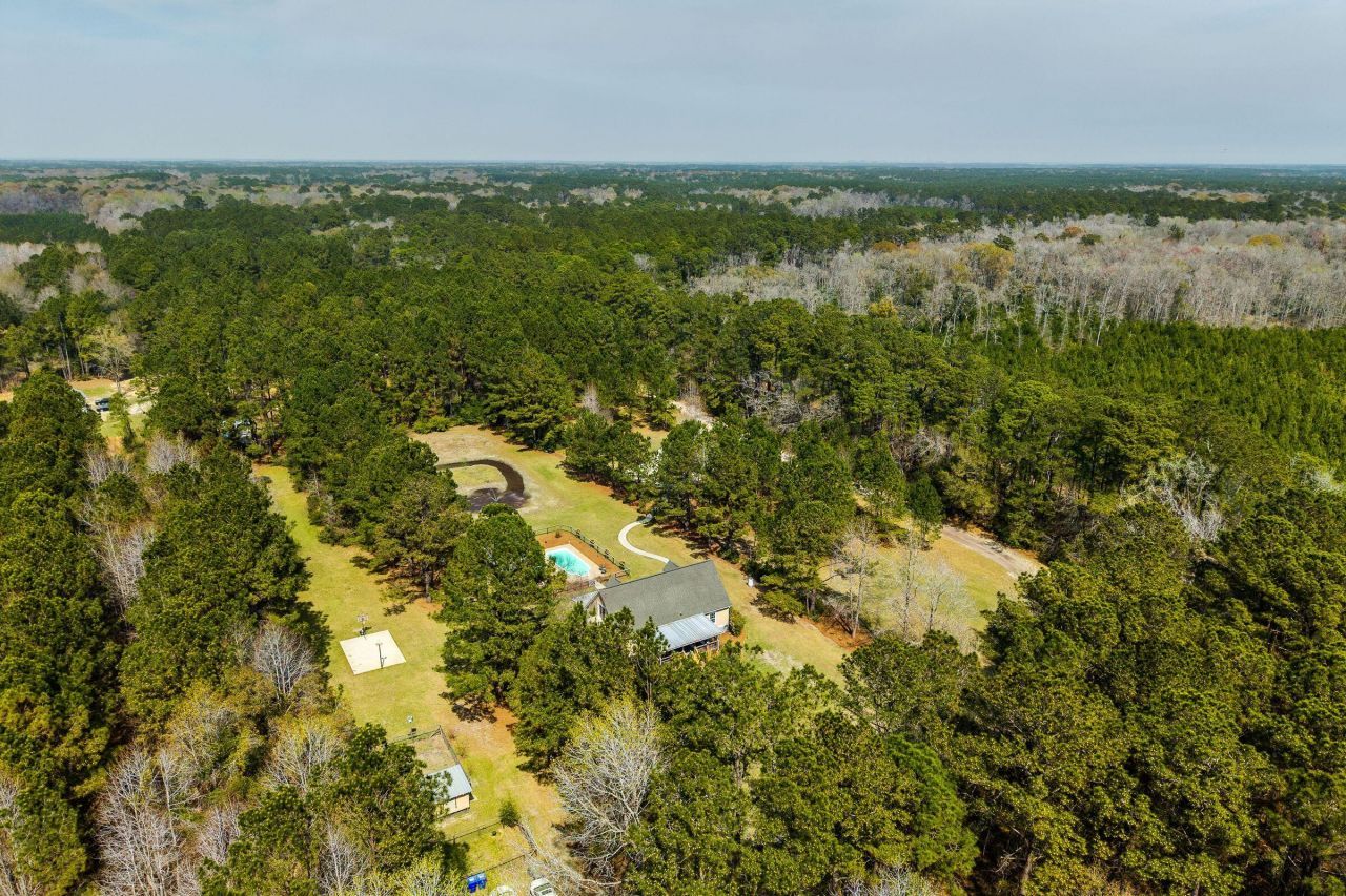 2490 Hunting Road Photo 87