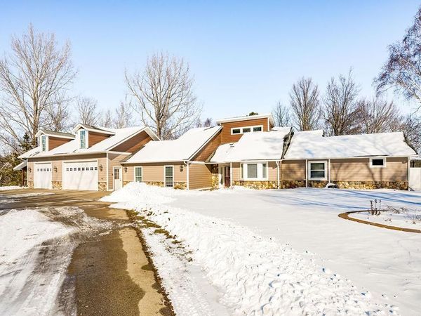 33107 Chippewa Drive, Grand Rapids, MN 55744