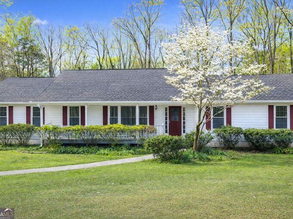 35 Dogwood Court, Mcdonough, GA 30252