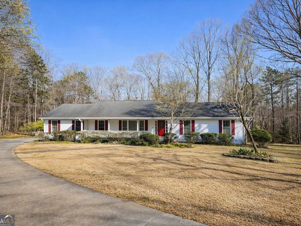 35 Dogwood Court, Mcdonough, GA 30252