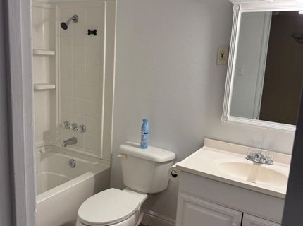 312 N N Santa Ana St, Los Banos, CA 93635 Photo