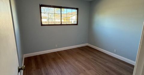 312 N N Santa Ana St, Los Banos, CA 93635 Photo