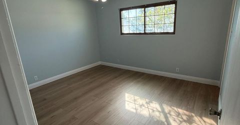 312 N N Santa Ana St, Los Banos, CA 93635 Photo