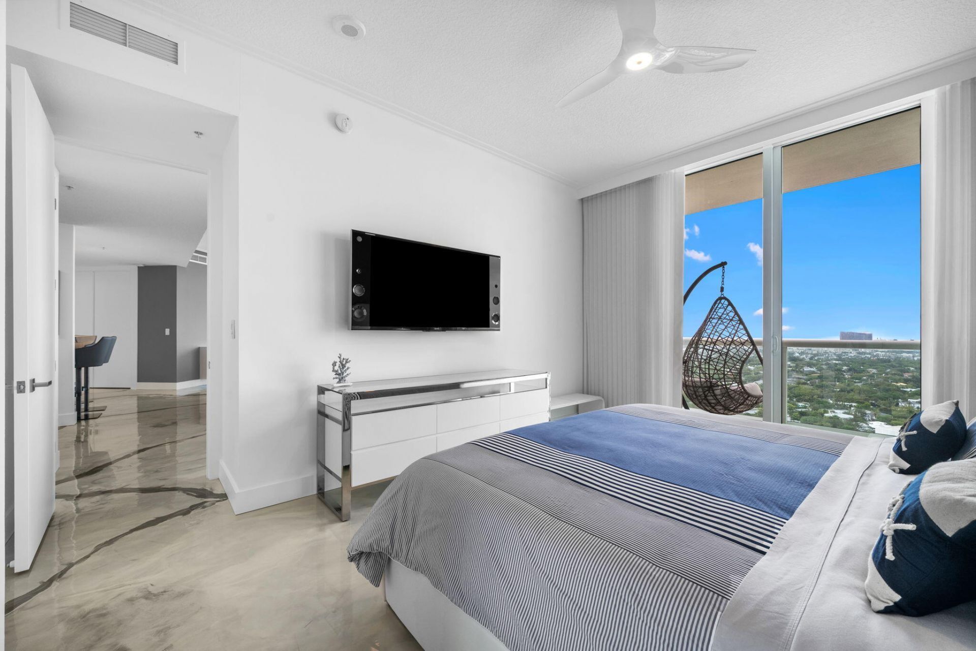 347 N New River Dr E, Unit Ph7, Fort Lauderdale, FL 33301 Photo