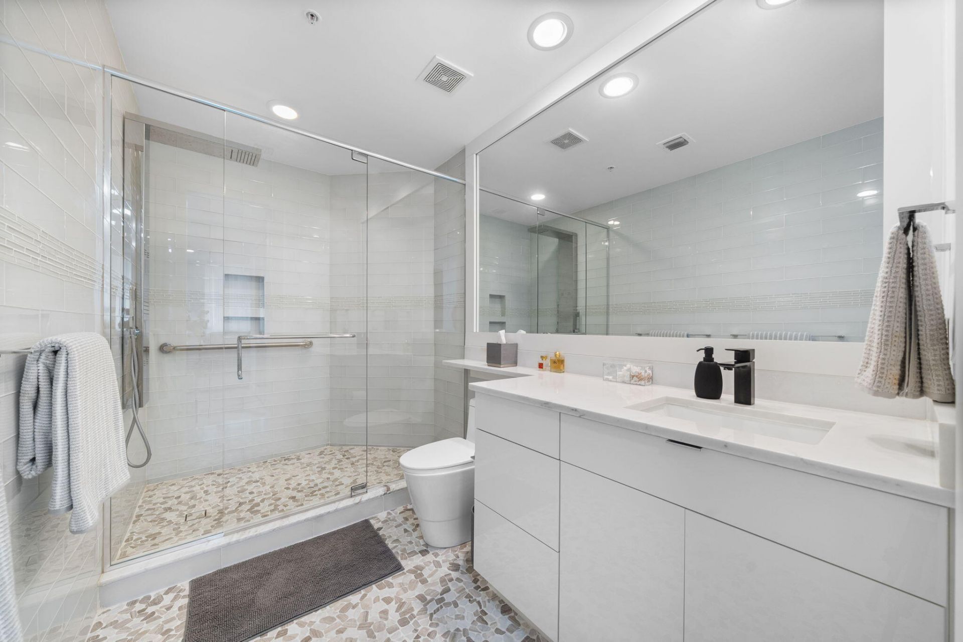 347 N New River Dr E, Unit Ph7, Fort Lauderdale, FL 33301 Photo