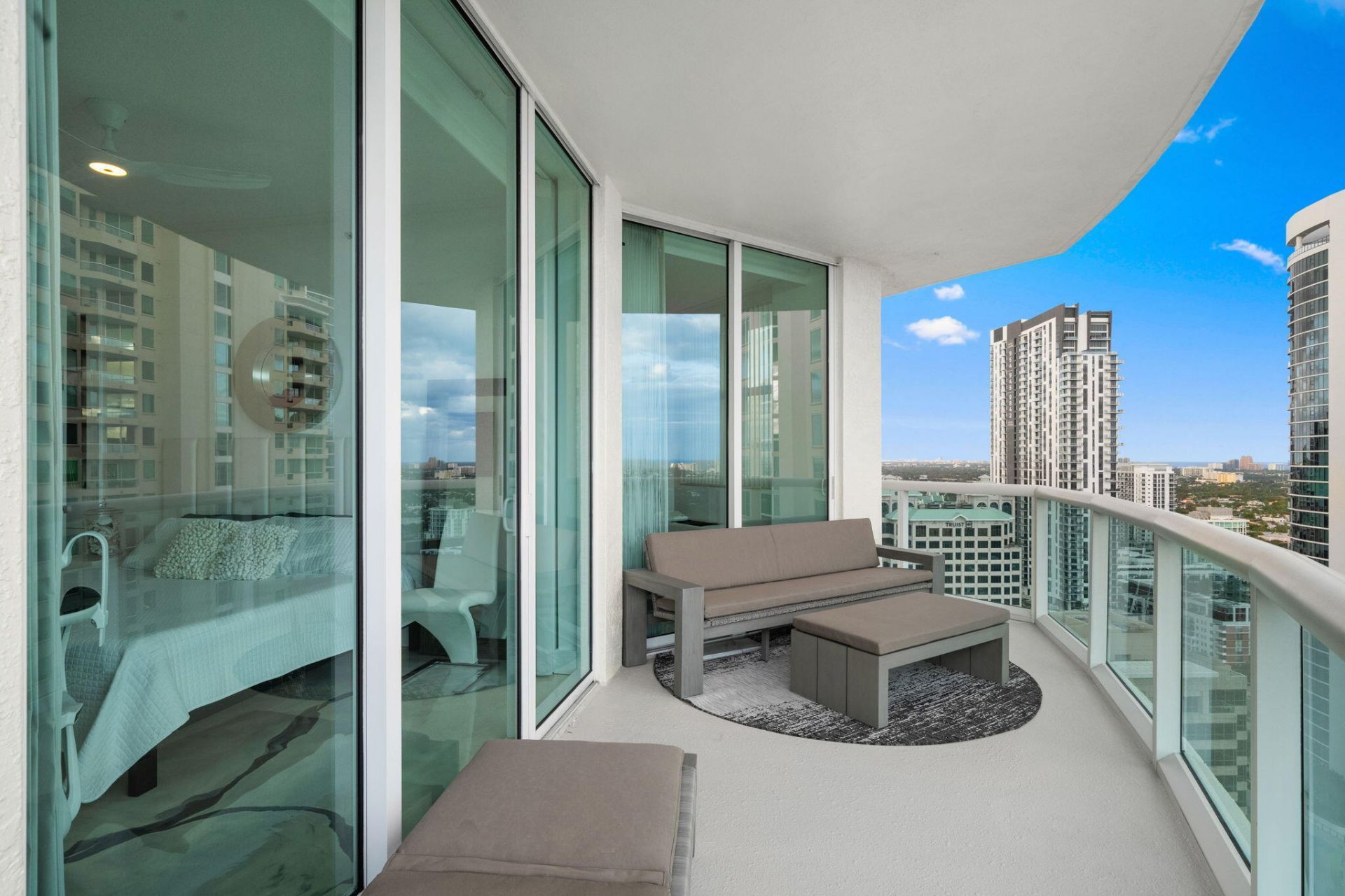 347 N New River Dr E, Unit Ph7, Fort Lauderdale, FL 33301 Photo