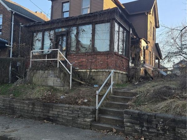 106 Peter Street, Duquesne, PA 15110